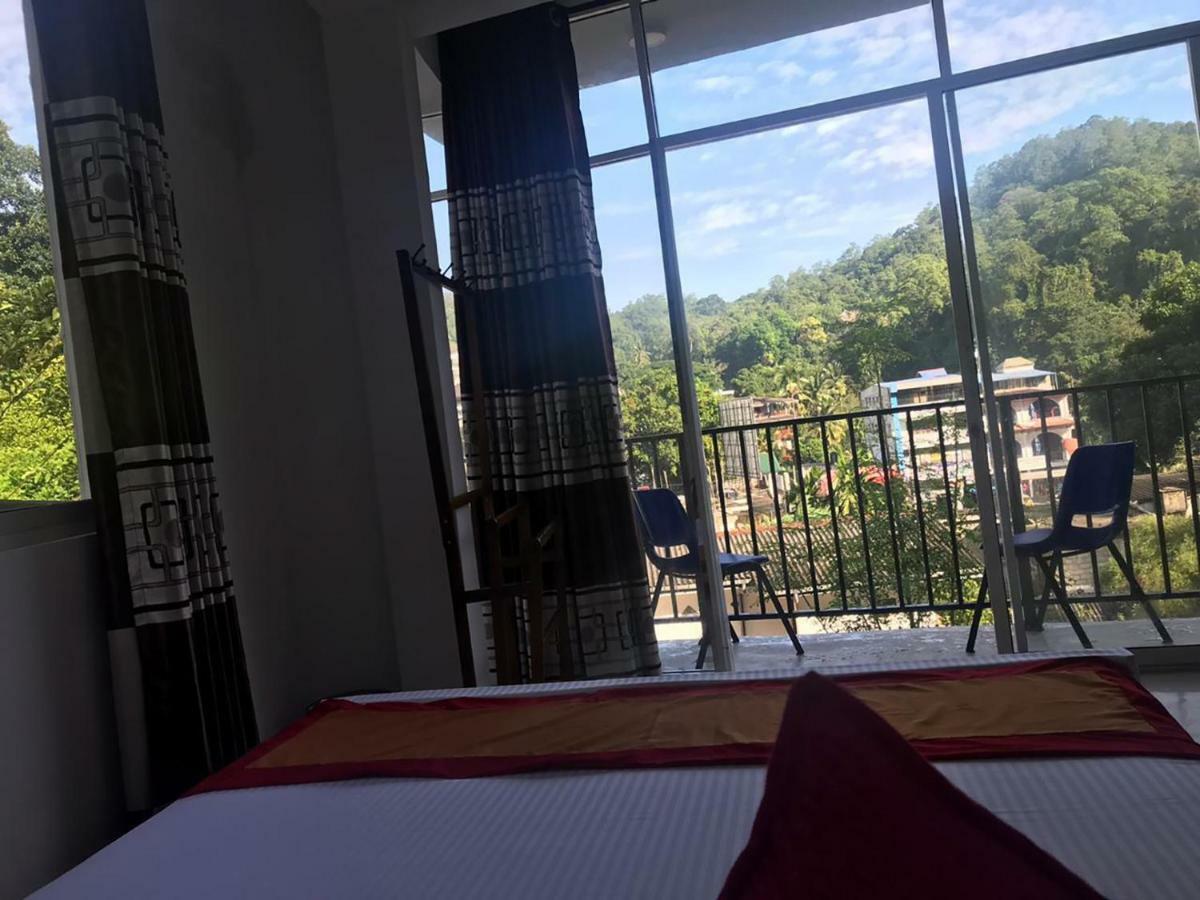 Lodge In 611 Kandy Luaran gambar