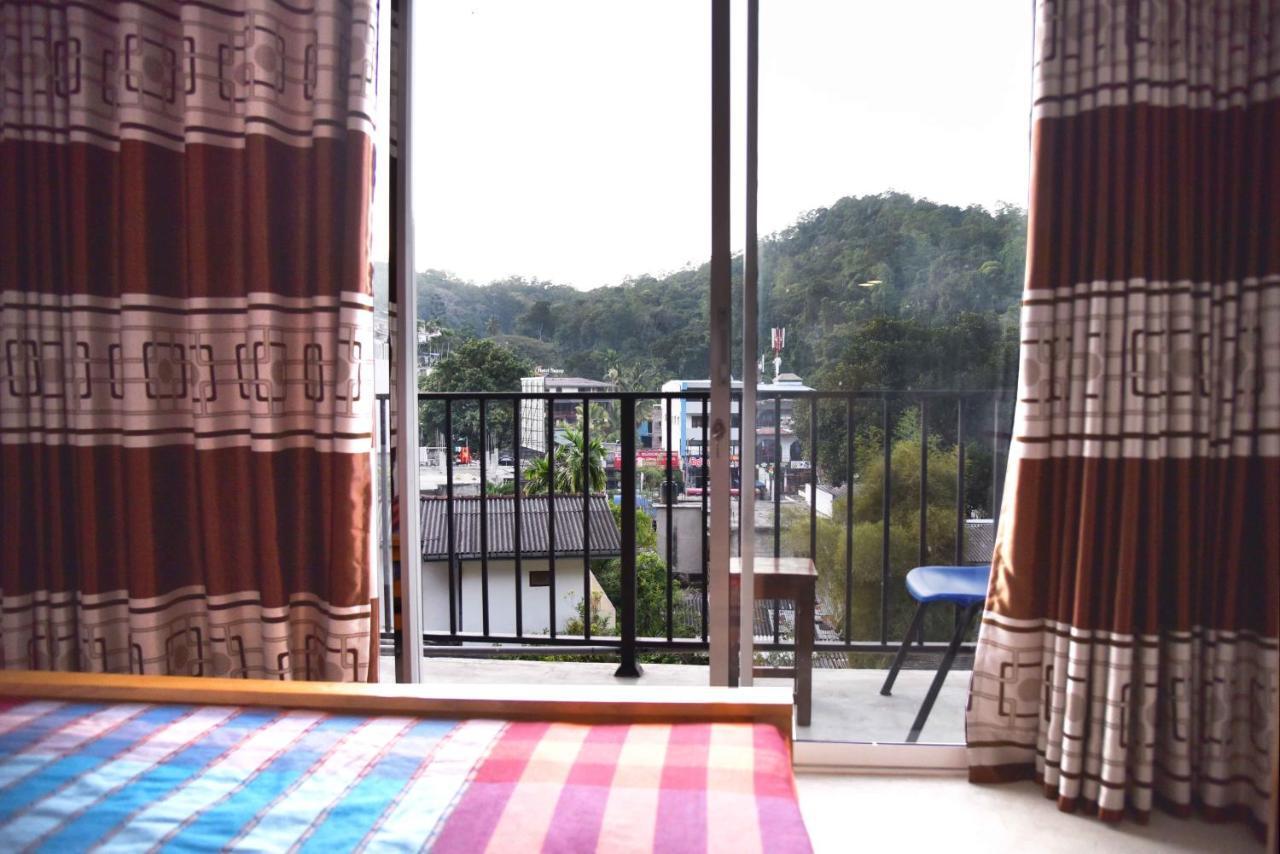 Lodge In 611 Kandy Luaran gambar