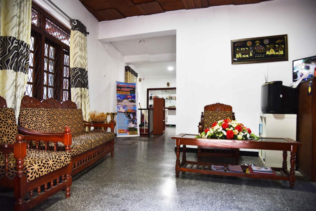 Lodge In 611 Kandy Luaran gambar