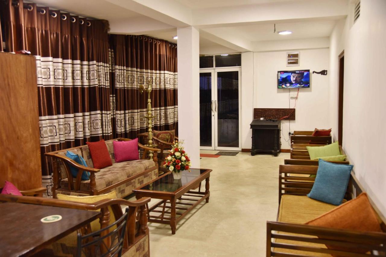 Lodge In 611 Kandy Luaran gambar