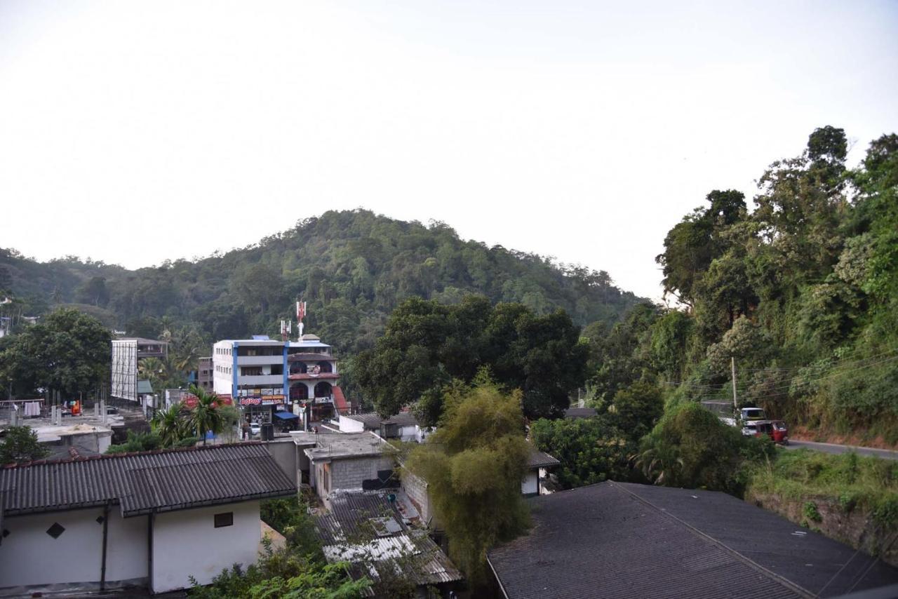 Lodge In 611 Kandy Luaran gambar
