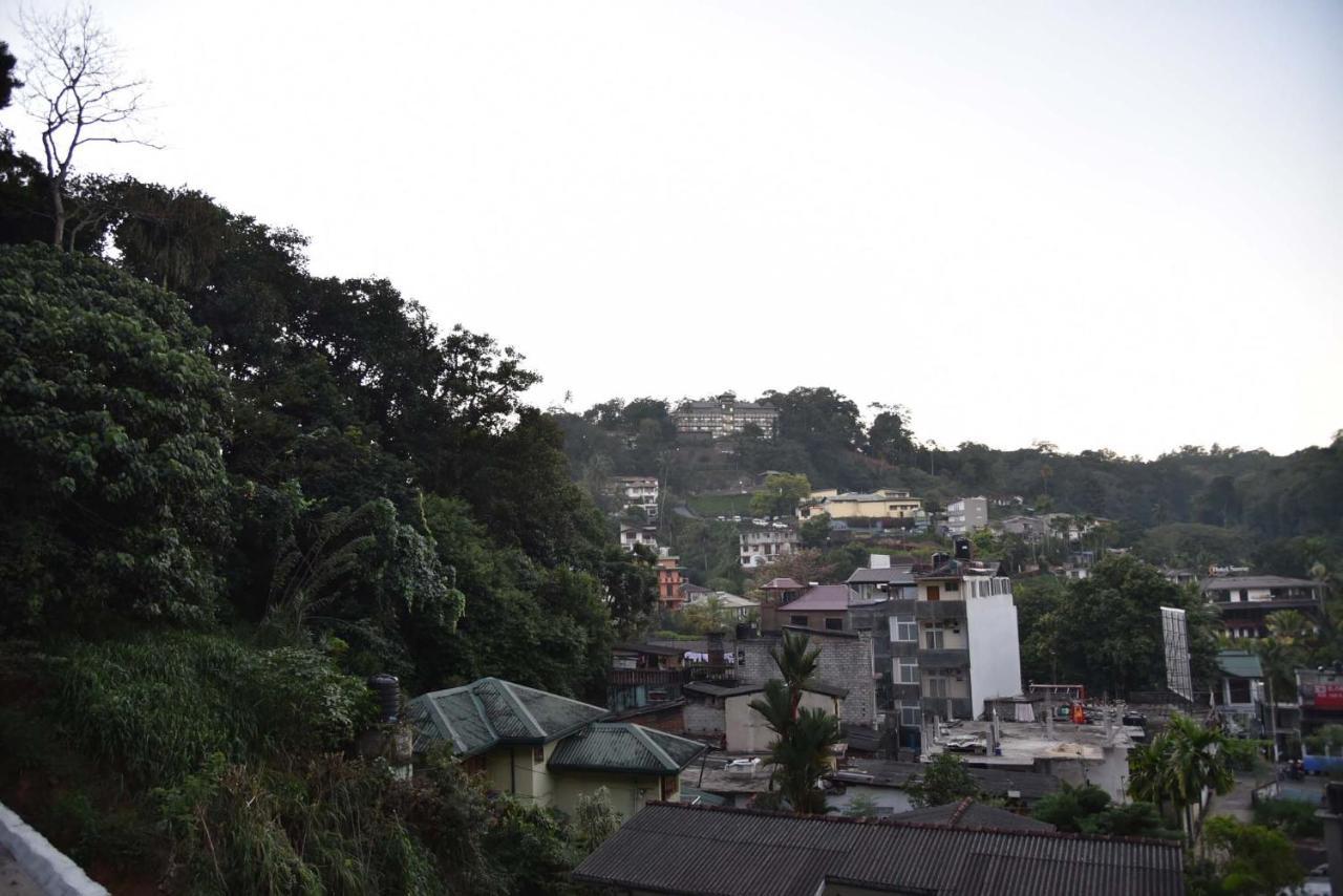 Lodge In 611 Kandy Luaran gambar